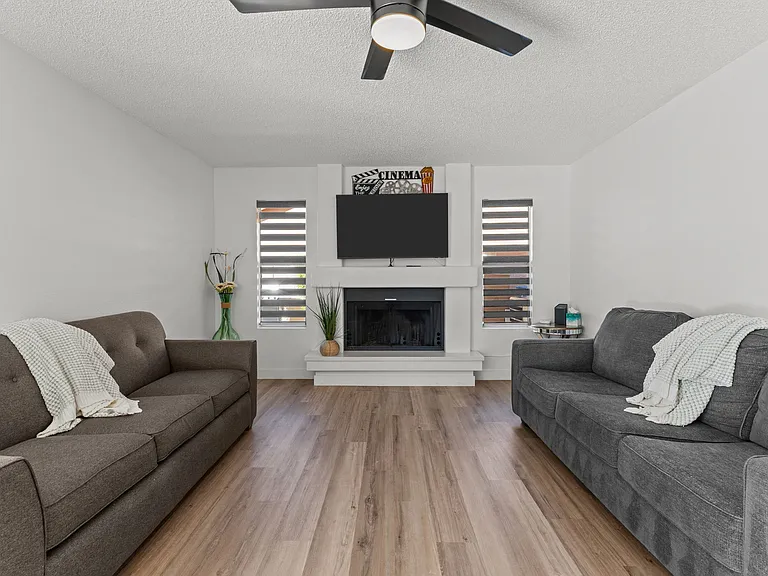11417 W Orange Blossom Ln — Photo 55