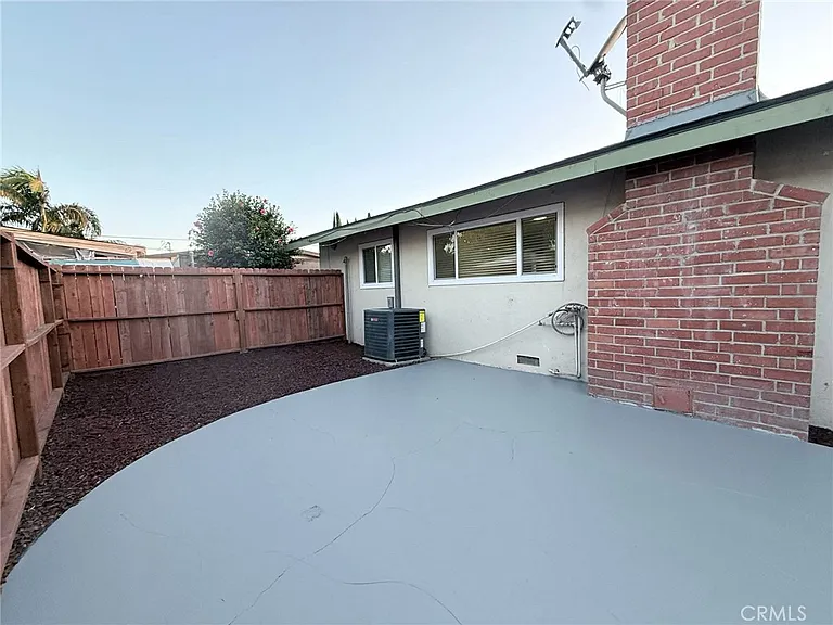 11092 Dallas Dr — Photo 5