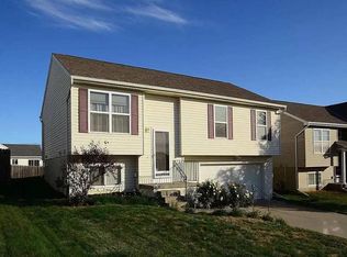 8810 Read St, Omaha, NE 68122