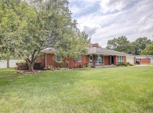 406 W Poplar St, Mascoutah, IL