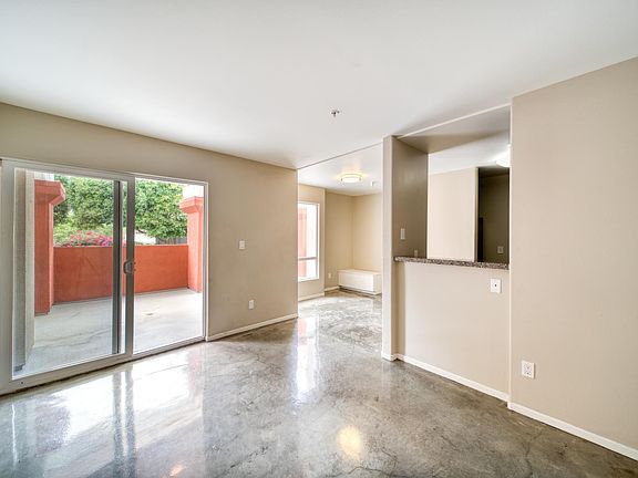 4th image of 1231 5th St #202