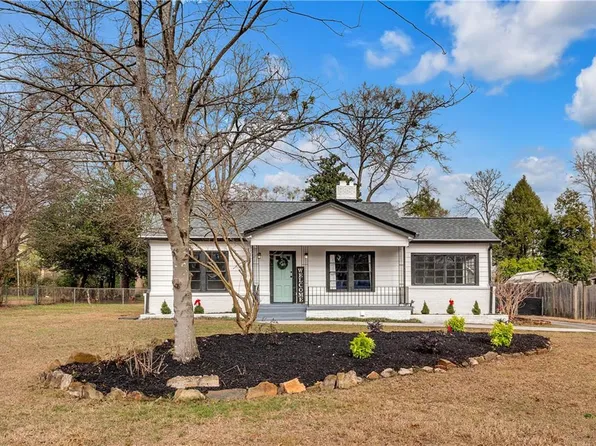 2576 Shannon Dr, Austell, GA 30106