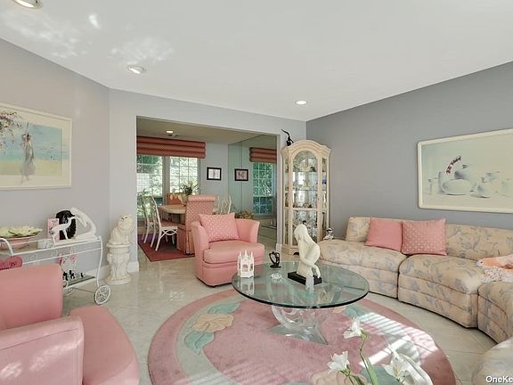 4th image of 217 Fairfield Dr E #217