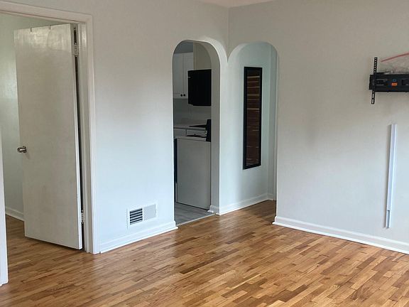 5th image of 451-453 N 25th St #451/453
