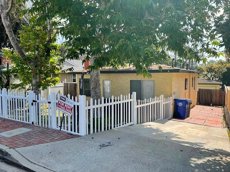 1st image of 2412 N Poinsettia Ave