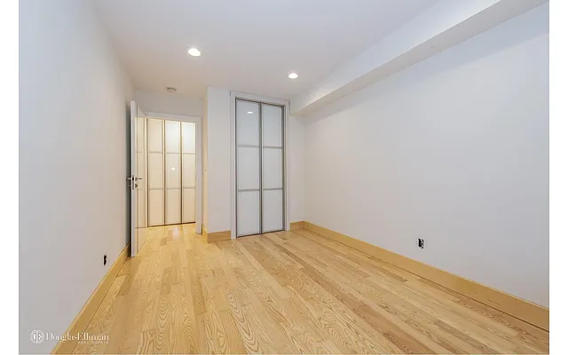 Sold by Douglas Elliman | media 26