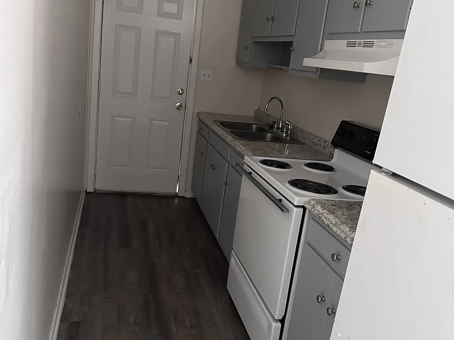 Camelia Cottages - 4012 Camellia St Unit G — Photo 3