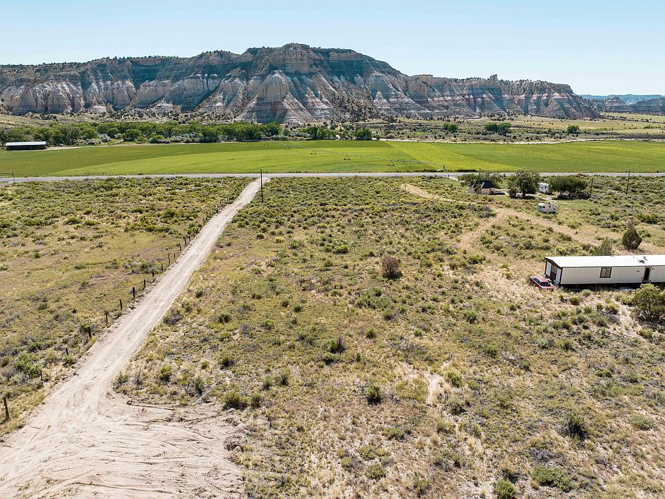 1st image of 689 Utah #12