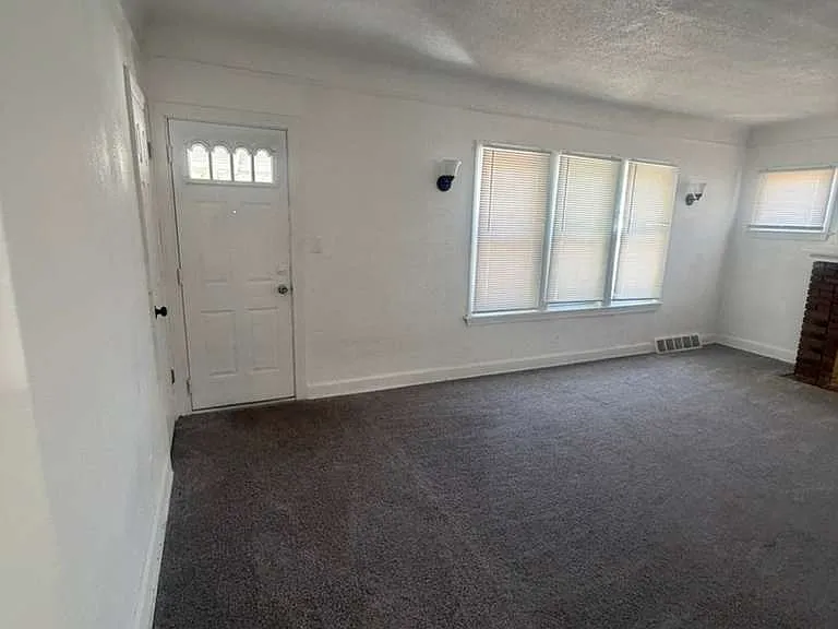9188 Northlawn St — Photo 7