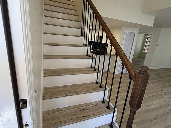 3rd image of 1031 Silver Elm Ct