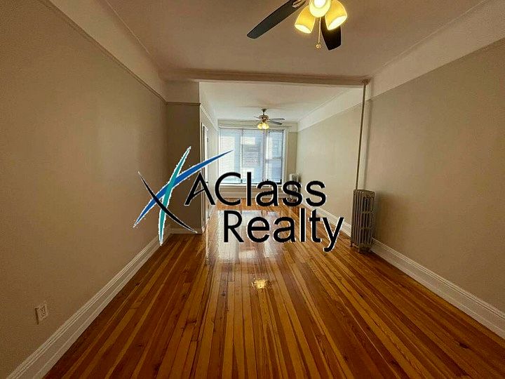 1st image of 3513 Broadway APT 2L