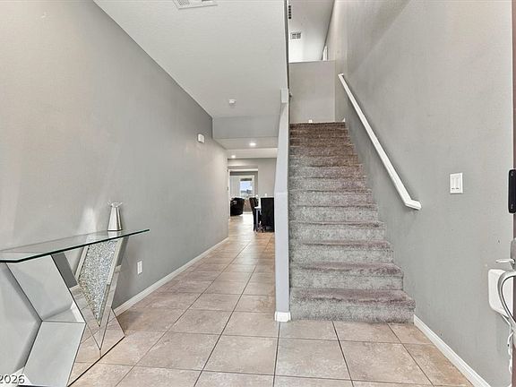 2nd image of 7653 Rosebark Cliffs St