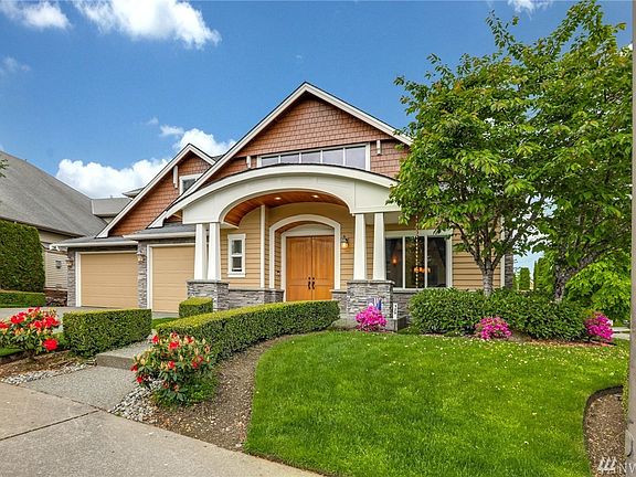 3rd image of 129 259th Ave NE