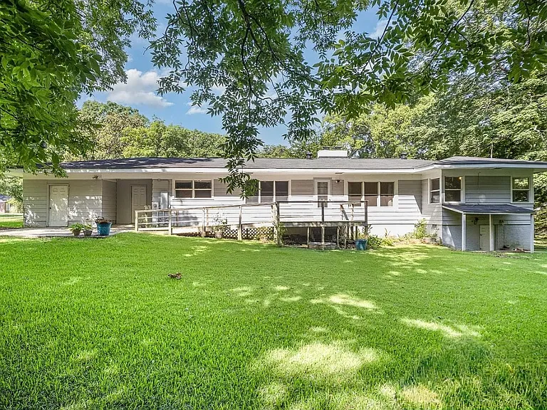 409 Edgewood Ct — Photo 21