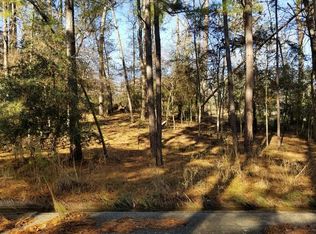 1611 Brentwood Dr, Huntsville, TX 77340