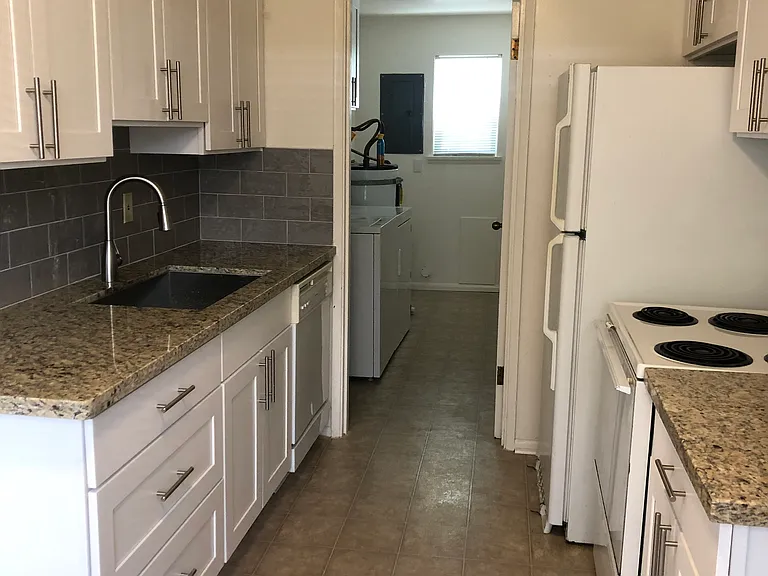 8858 Midvale Ave N #8858 — Photo 9