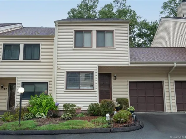 59 Deer Run #59, Bethel, CT 06801
