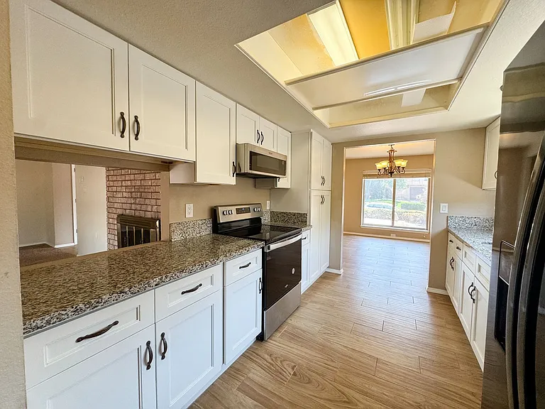8221 Portales St NE — Photo 20