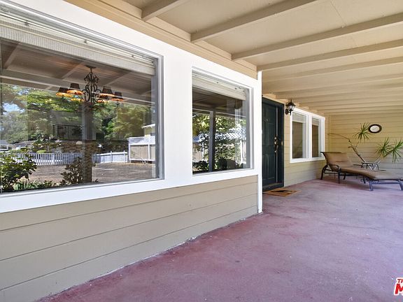 4th image of 4709 Camellia Ave