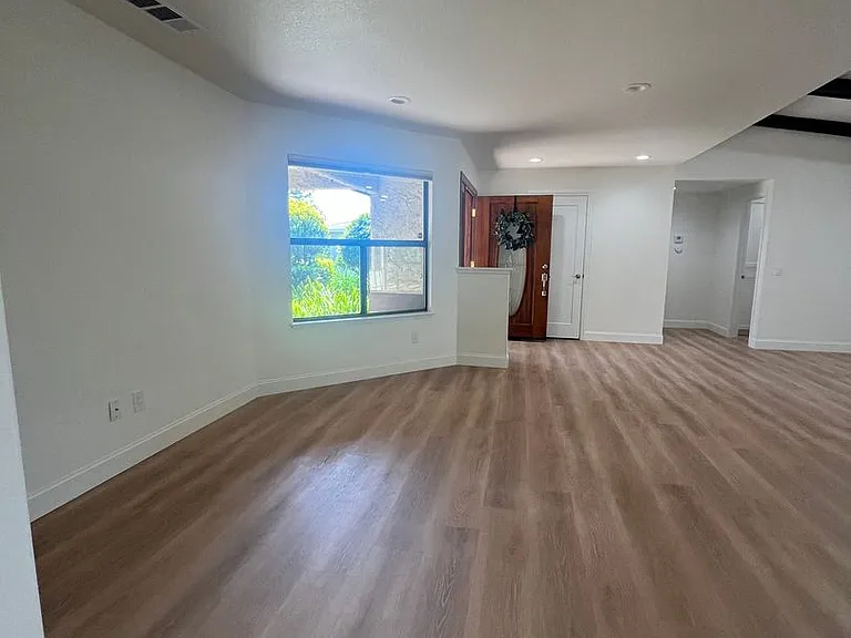 4177 Villa Dr — Photo 23