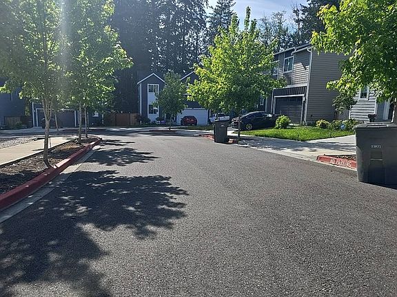 5th image of 7673 Picasso Cir NE