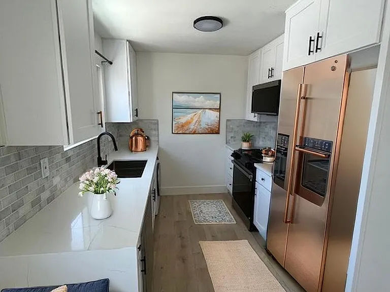 17372-17412 Dairyview Cir — Photo 3