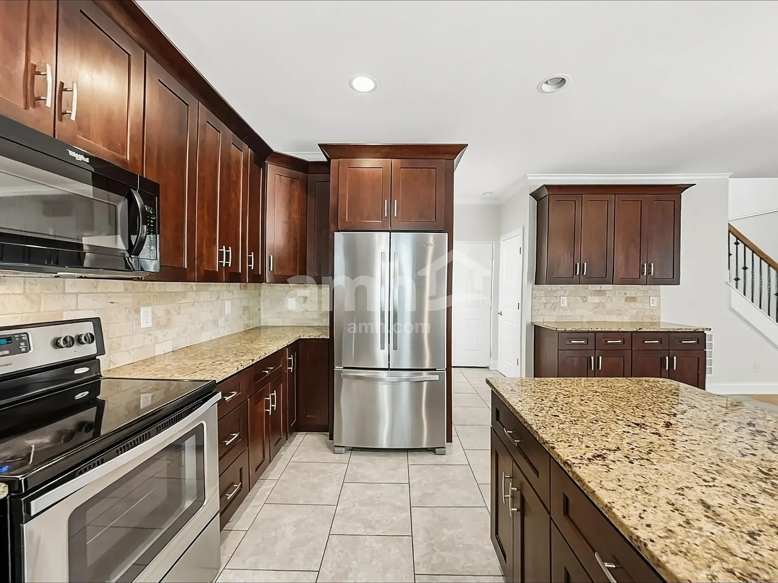 4 bed, 2.5 bath, 2754 sqft, $2,485 — Photo 3