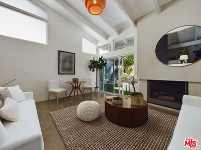 1606 Crater Ln, Los Angeles, CA, 90077