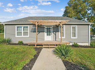 519 B Ave SE, Mount Vernon, IA 52314
