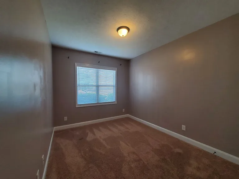 2244 Lakedale Dr — Photo 23
