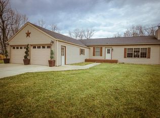393 E Mowry Rd, Monaca, PA 15061