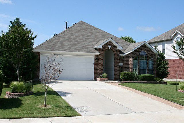 Welcome to 135 Alder Dr 