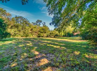 10420 Hunters Valley Rd, Vienna, VA 22181