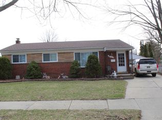 29230 Moulin Ave, Warren, MI