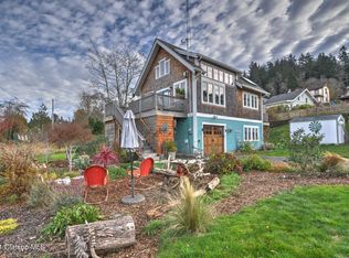 4915 Birch St, Astoria, OR 97103