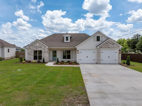 370 Ellens Walk, Tifton, GA 31794
