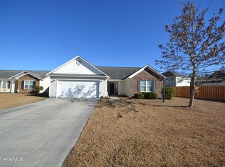 302 Kingston Rd, Jacksonville, NC 28546