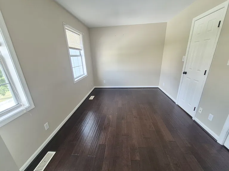 309 Surry Ln — Photo 15