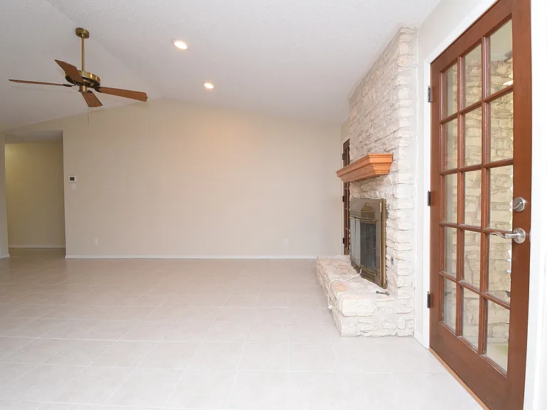 12005 Cabana Ln — Photo 10