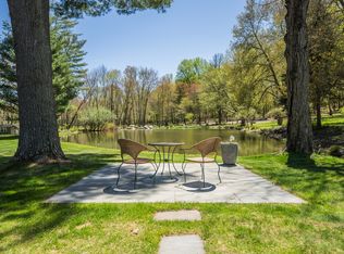 25 Poor House Rd, Newtown, CT 06470