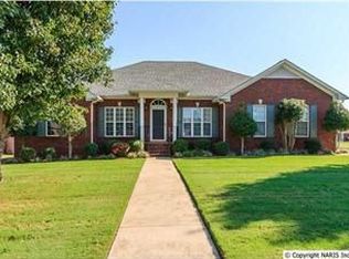111 Meghan Ln, Madison, AL 35758