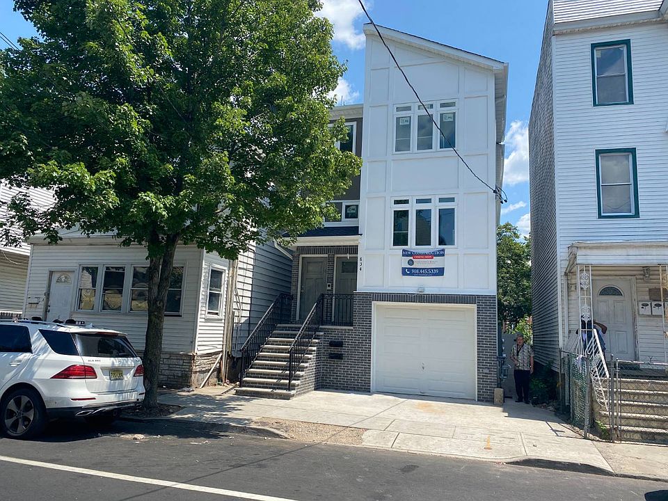 2nd image of 834 S 19th St