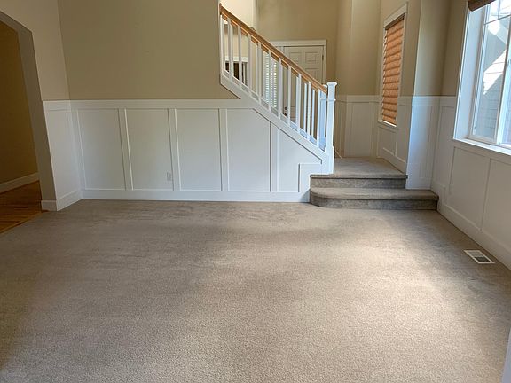 4th image of 2956 NE Marquette Way