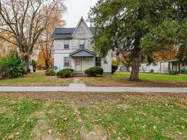 328 W Canal St, Tekonsha, MI 49092