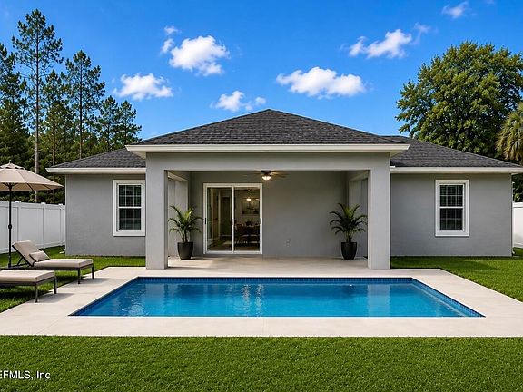 3rd image of 18 FLAMINGO Drive