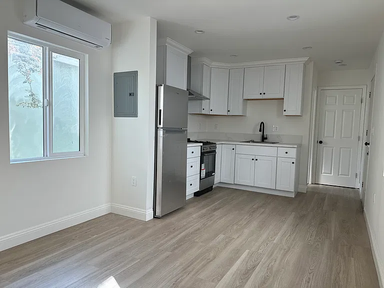 4507 W 138th St #C — Photo 13