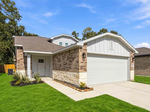 22451 Kinley St, New Caney, TX 77357