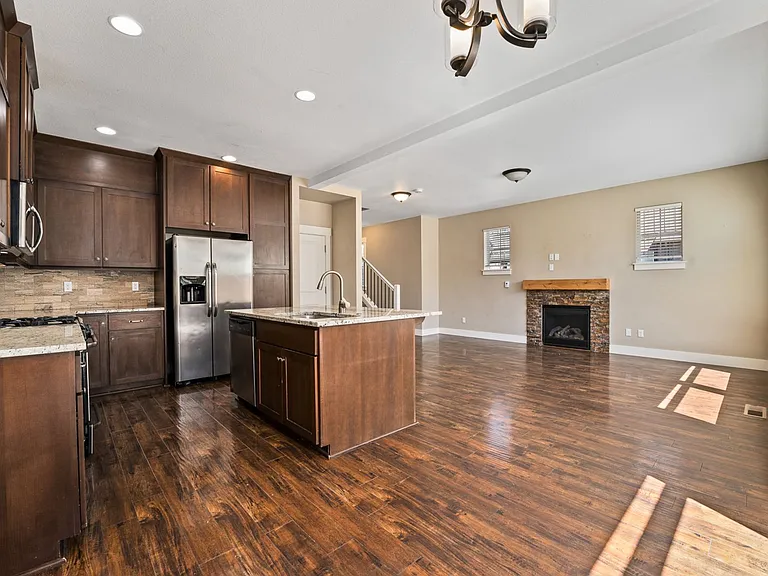 1064 SE Leonel Ln — Photo 18