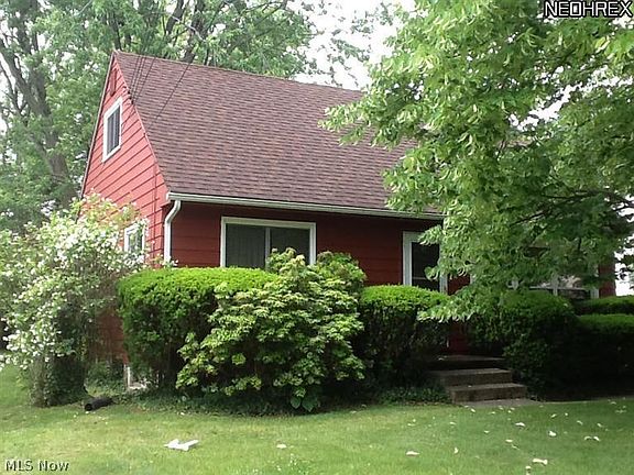 2nd image of 3746 Argonne St