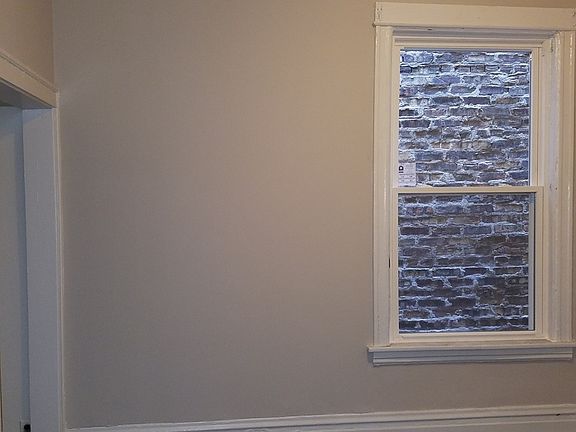 4th image of 7427 S Maryland Ave